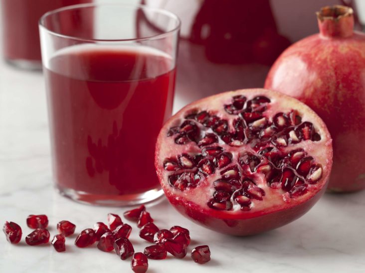 Pomegranate Juice Benefits For Men and Women